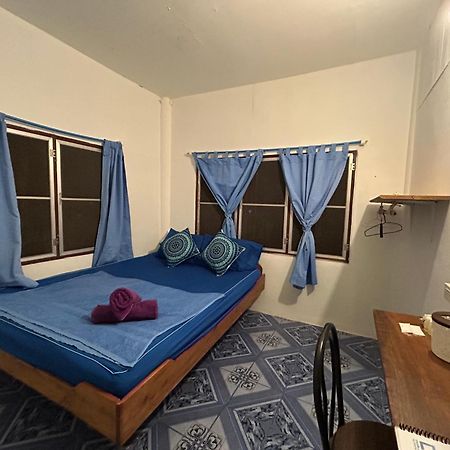 Lungkluay Homestay Ko Kut Bagian luar foto