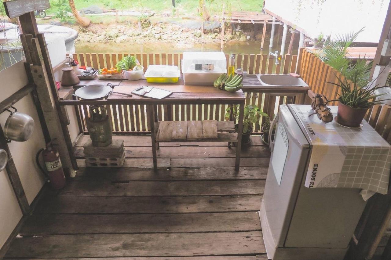 Lungkluay Homestay Ko Kut Bagian luar foto